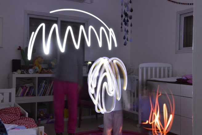 מציירים באור