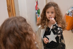 תחפושת שמש ירח וכוכבים גלית לוינסקי