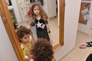 תחפושת שמש ירח וכוכבים גלית לוינסקי