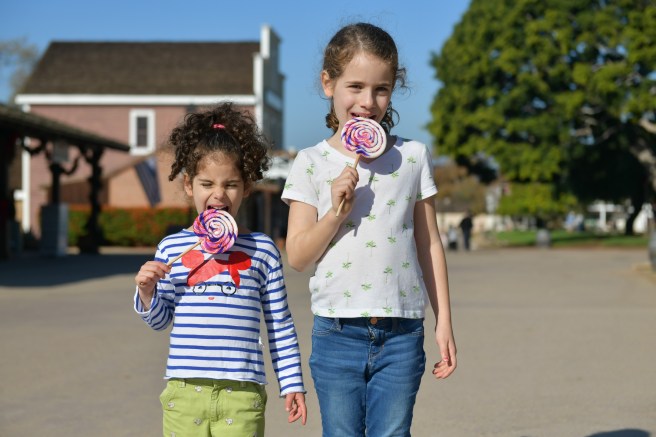 סוכריה סן דייגו גלית לוינסקי