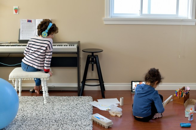 זמן בית גלית לוינסקי