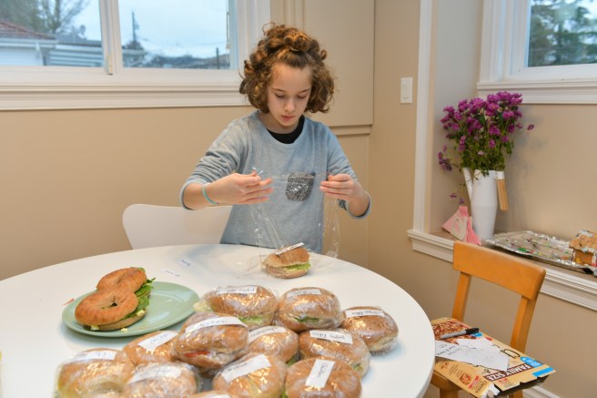 מכינים סנדוויצ'ים גלית לוינסקי