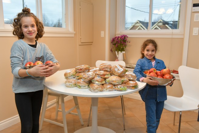 מכינים סנדוויצ'ים גלית לוינסקי