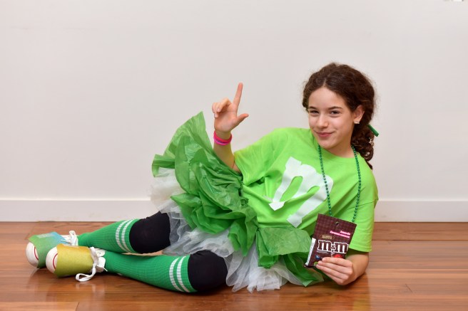  תחפושת M&M גלית לוינסקי